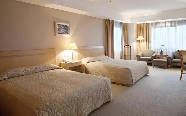 Chuto Plaza Hotel