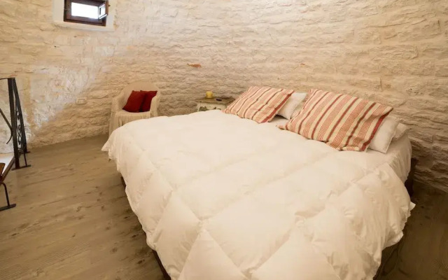 Dimore nel Tempo-Widespread Homes & Trulli