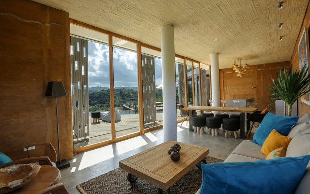 Seven Havens Residence