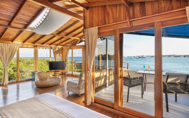 Blu Galapagos Sustainable Waterfront Lodge