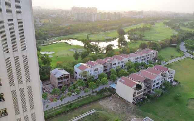 Spacious Condo Apartment in Greater Noida
