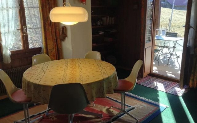 Schönried - cozy Swiss typical Apartment