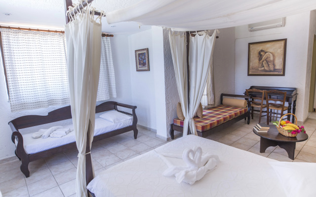 Creta Aquamarine Hotel