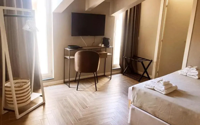 Gatto Bianco Rooms 42