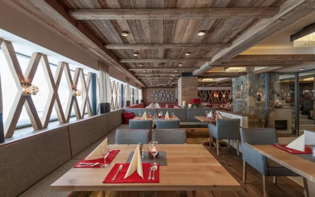 Sporthotel Edelweiss