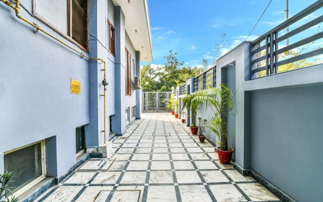 FabHotel Casa Meera Boutique