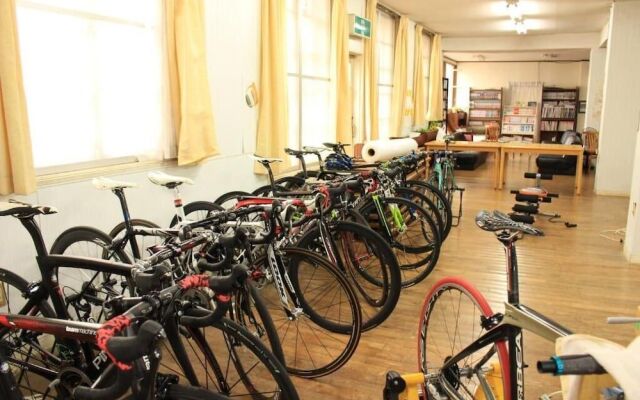 Dancinghouse chikichiki banban