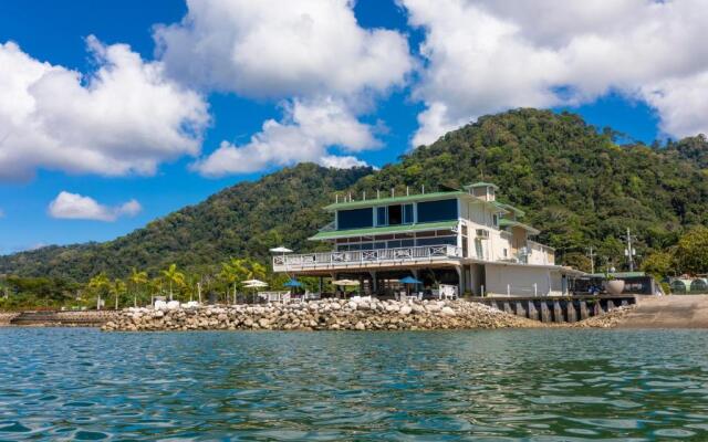 Amaka Ocean Living Lodge