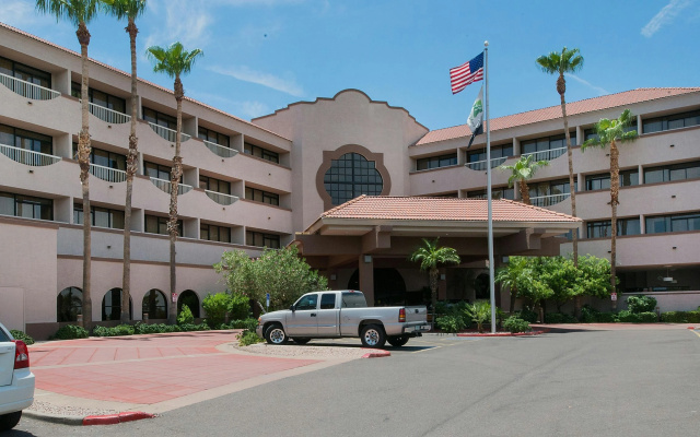 GreenTree Hotel Phoenix West