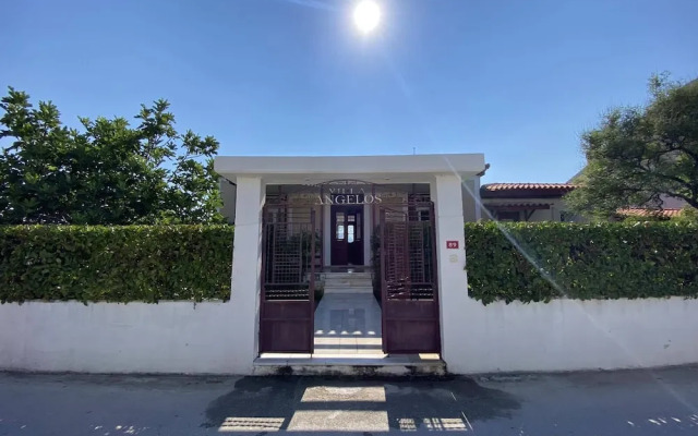 Costa Vasia Suites & Apartments
