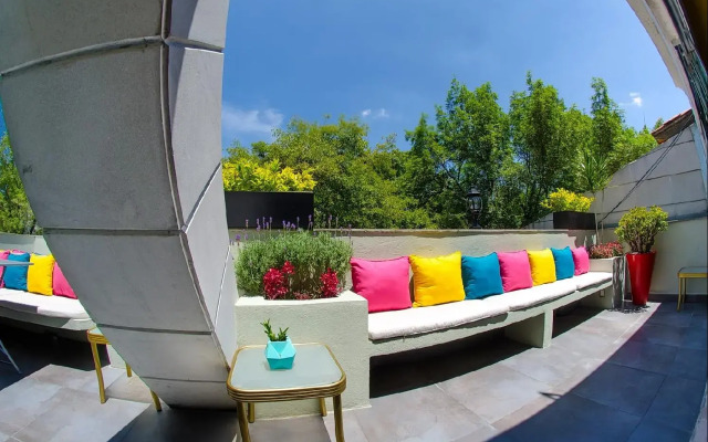 Residence L´ Heritage Tennyson by BlueBay