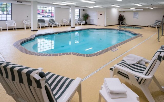 Sleep Inn & Suites Cross Lanes - South Charleston