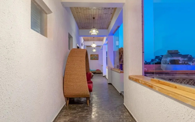 Crystal Taro Inn Dali