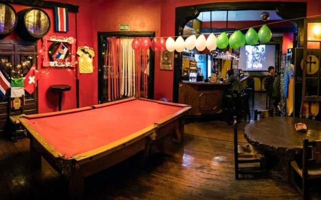 Flying Dog Hostel B&B