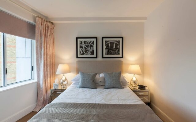 Bright 2 Bedroom Apartment Chelsea