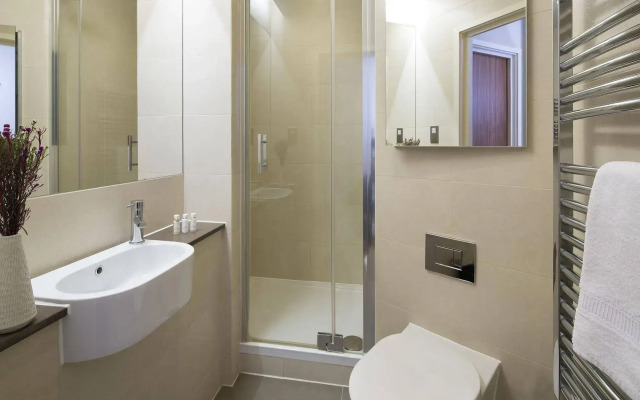 Victoria One Apartment