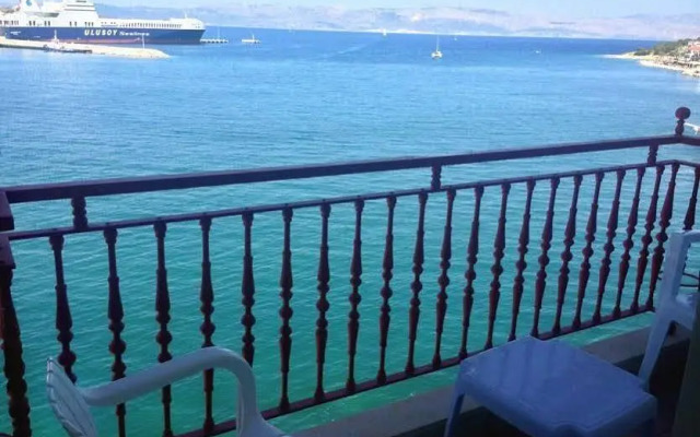 Oğlakçıoğlu Çeşme Hotel