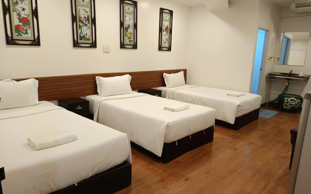 Longzhu Guesthouse