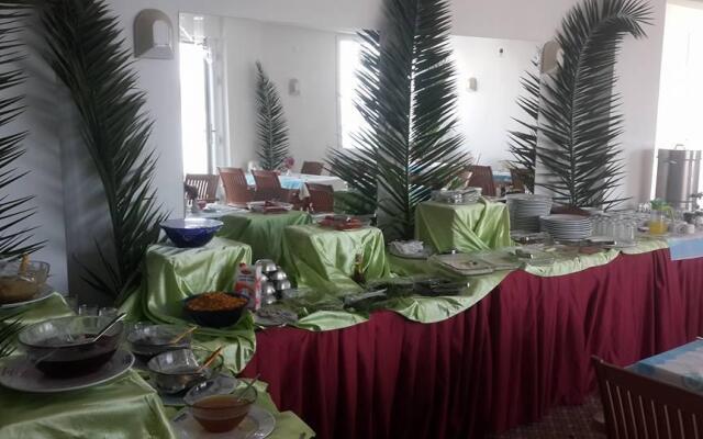 Ikont Hotel