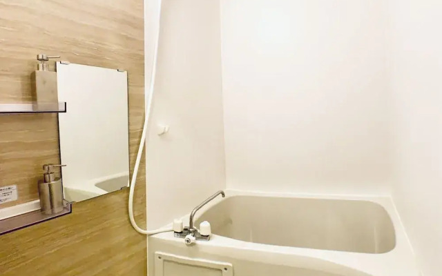 Hanazonominami Apartment 101