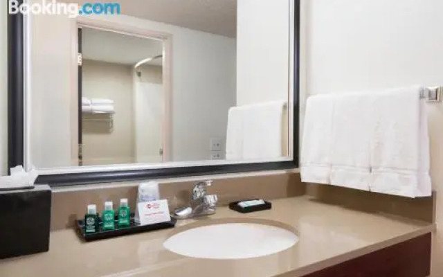Ramada Inn & Suites Denver International Airport