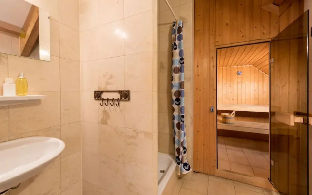 Detached Villa With Dishwasher Near the Sea