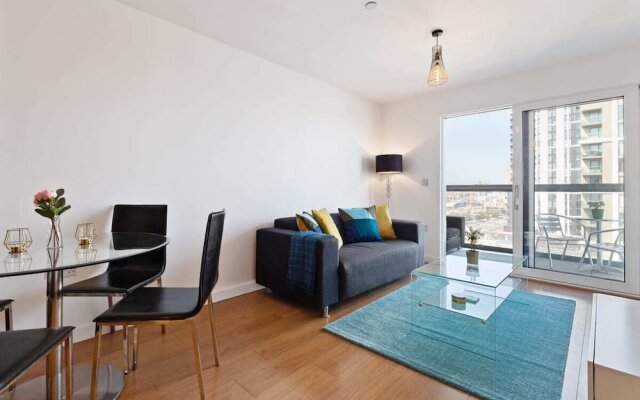 Amazing 2 Bed Apt W Balcony Nr O2 Arena And Excel
