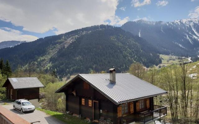 Chalet Arêches-Beaufort, 6 pièces, 12 personnes - FR-1-342-198