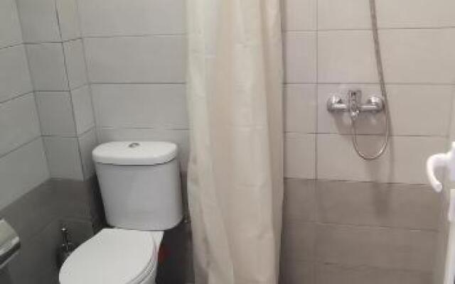 Apollon's Apartments