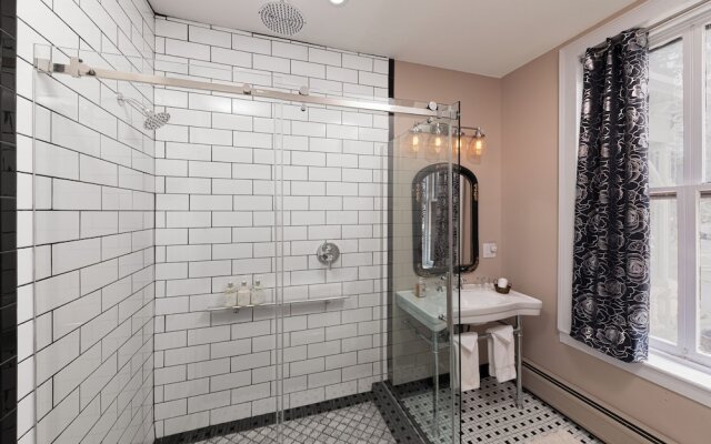 Rosemont Inn Bed & Breakfast