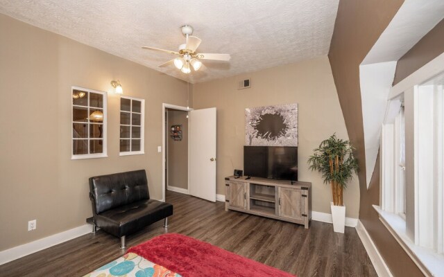 Monmouth Loft 3