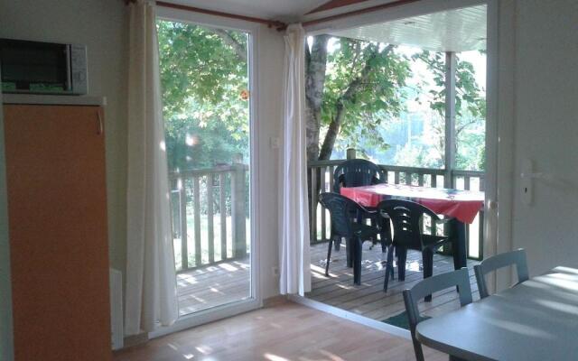 Camping Le Roc Qui Parle