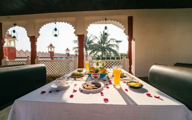 Hotal Paradise Palace Inn (Highway Hotel)