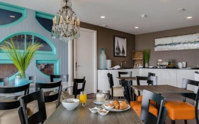 Beachhouse Hotel