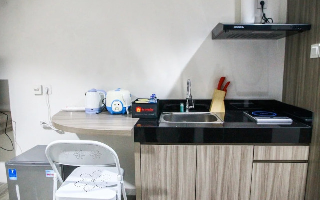 Comfy Studio Room Bintaro Icon Apartment