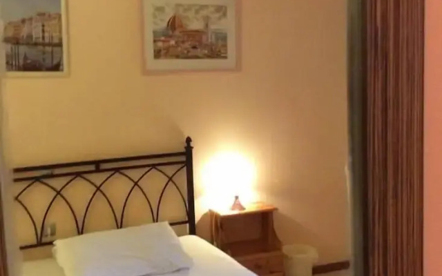 Villa Park Holiday Rooms