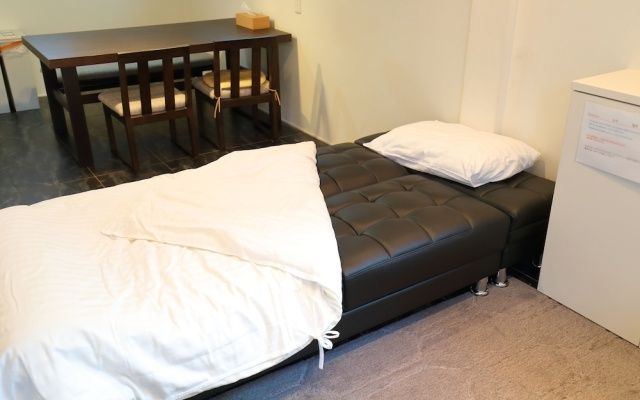 Kami-nakazato Guest House. 2min to Kami-Nakazato Sta. 10min to AKIHABARA Sta! – Guest Rooms – Tokyo