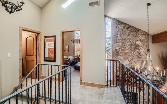 16 Riverbend 3 Bedroom Townhouse by RedAwning