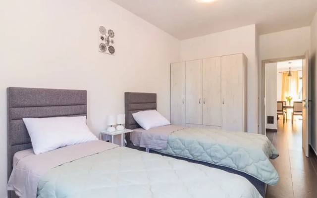 Noa Kaldanija in Kaldanija