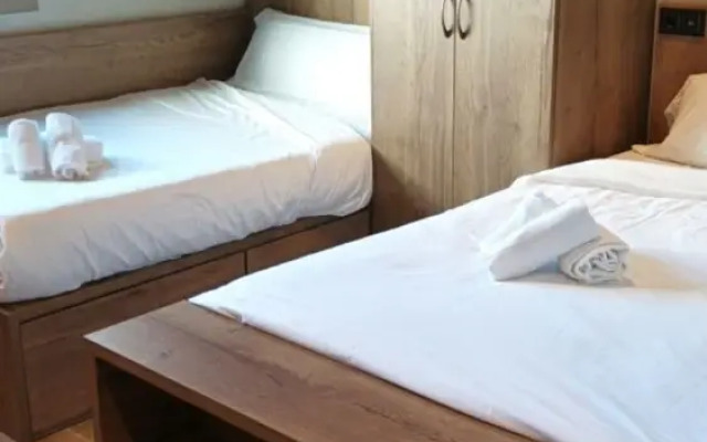 Livensa Living Studios Valencia Marina Real