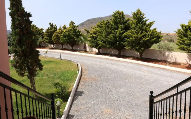 Villa Angelika Two-storey House With Pool for 7