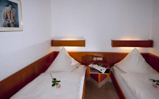 Pension Cafe Suzette