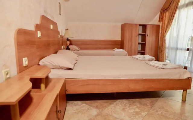 Family hotel Tropicana