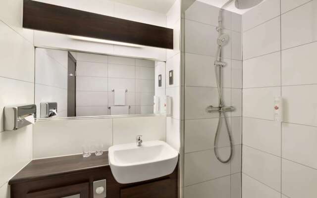 Ramada by Wyndham Bristol West