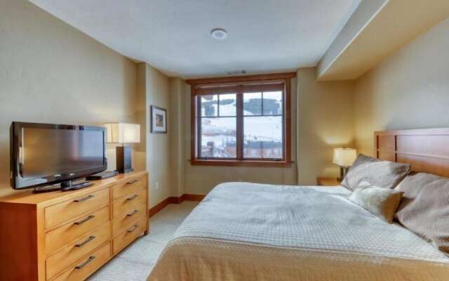 Luxury 2 Bedroom Ski in, Ski out One Ski Hill Residence Located at the Base of Peak 8 with Outdoor Plaza