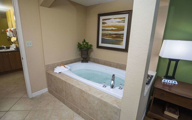 Mizner Place at Weston Town Center, Fort Lauderdale