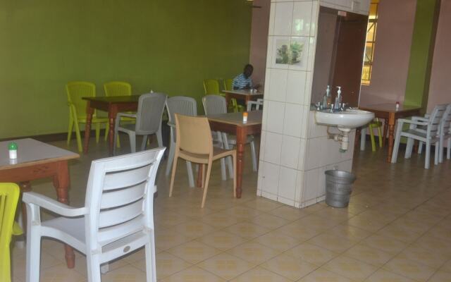 Location Plaza Restaurant