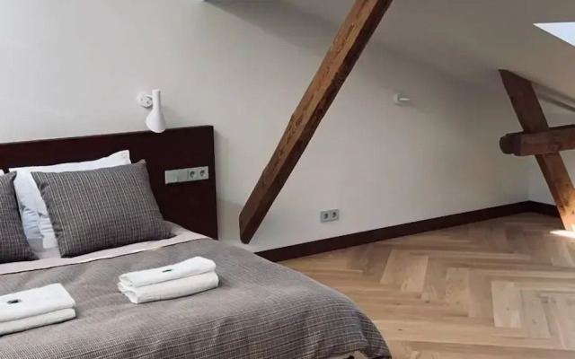 Roze Brīvzemnieka Apartments