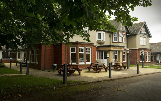 Premier Inn Carlisle - M6 Jct42