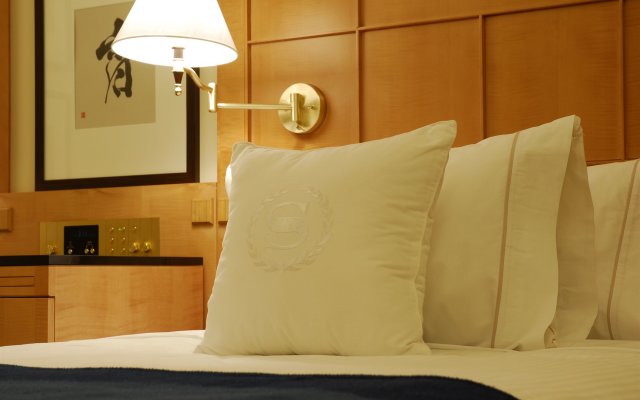 Phoenix Seagaia Ocean Tower